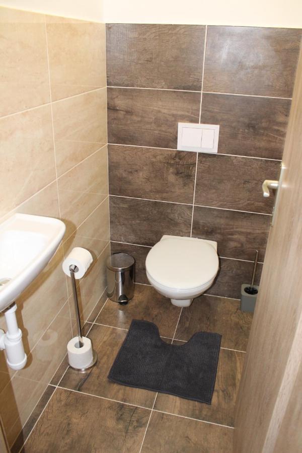 Apartment Anno Dunajská Streda Esterno foto